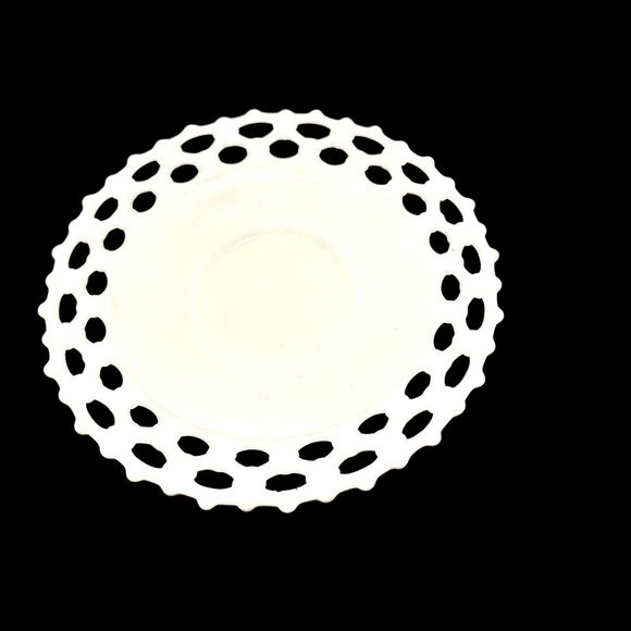 Set 2 White Milk Glass Doric Open Lace Edge Plate Platter Milkglass 11" Footed - Picture 6 of 16